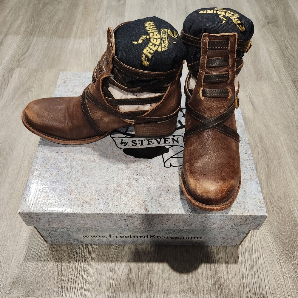 SOLD Freebird by Steven Ankle Boots
